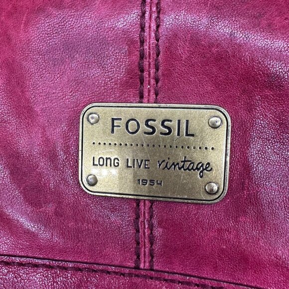 Fossil Red Leather Crossbody Purse 1954 Adjustable Strap Brass Accents READ - Picture 8 of 15